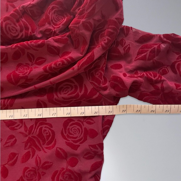 Wild fable long sleeve Flocked mini fit and flare red Off-Shoulder Dress 1X - Picture 7 of 9